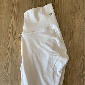 Lululemon White Wunder Under Full on Luxtreme 7/8